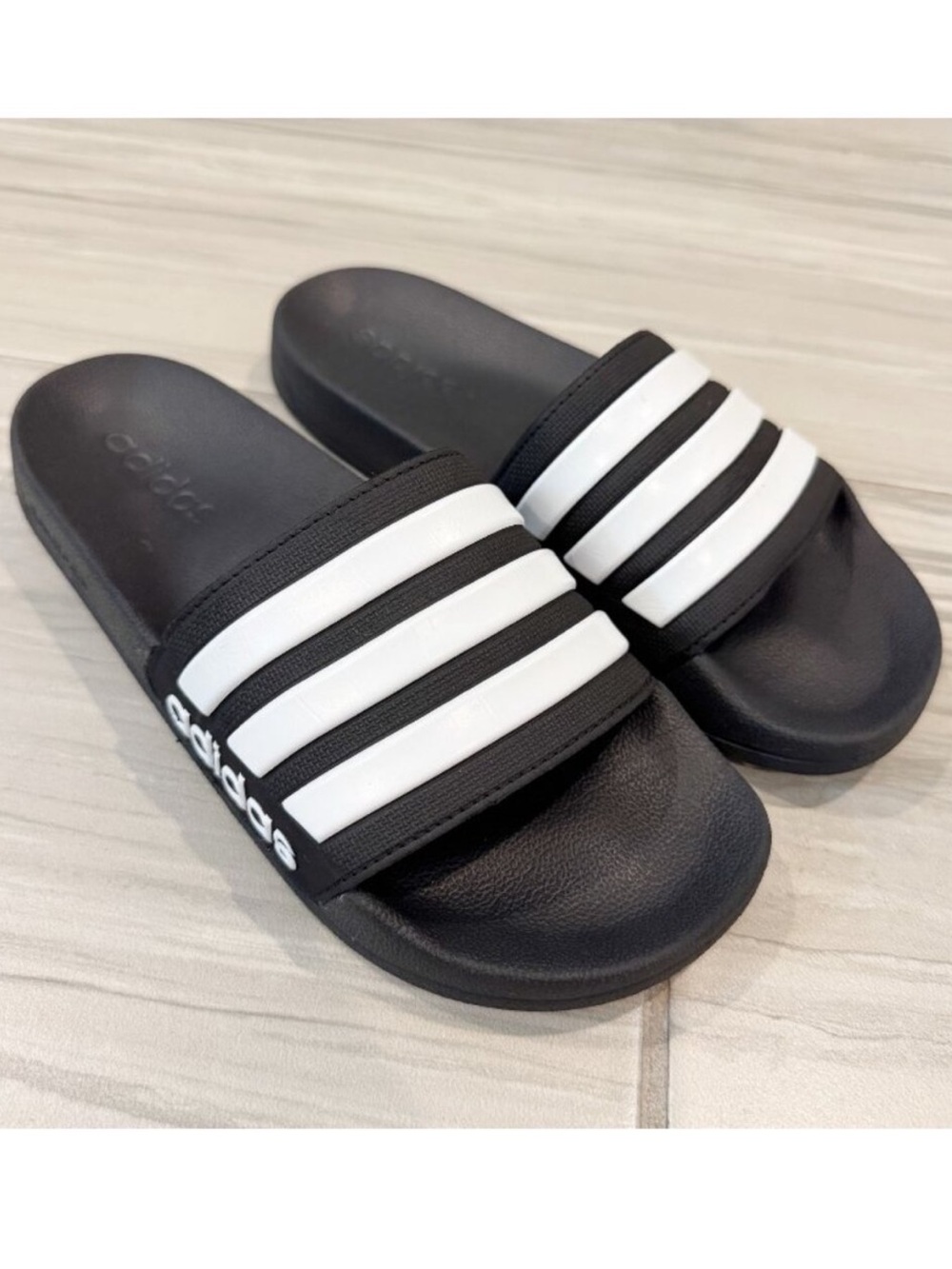Adidas Slides Size 8 Black 3 Stripes Slip On Casual Athletic Sandals Normcore
